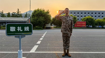 阅兵背后的故事：用军人底色书写“星榜样”风采